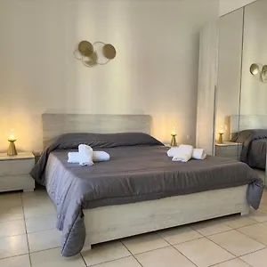  Apartament Cconforthotels Crispi Włochy